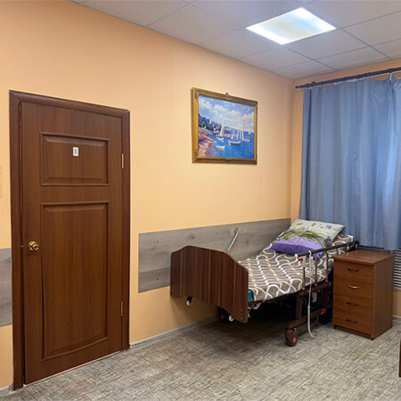 Медицинская кровать в пансионате Уют